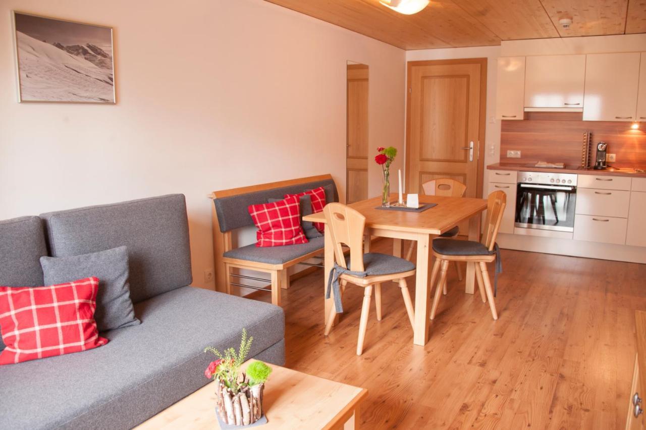 Appartement Omesberg 1 Lech am Arlberg Oda fotoğraf